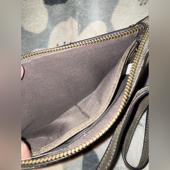 Joy Susan Metallic Brown Crossbody & Wristlet - Picture 4 of 7